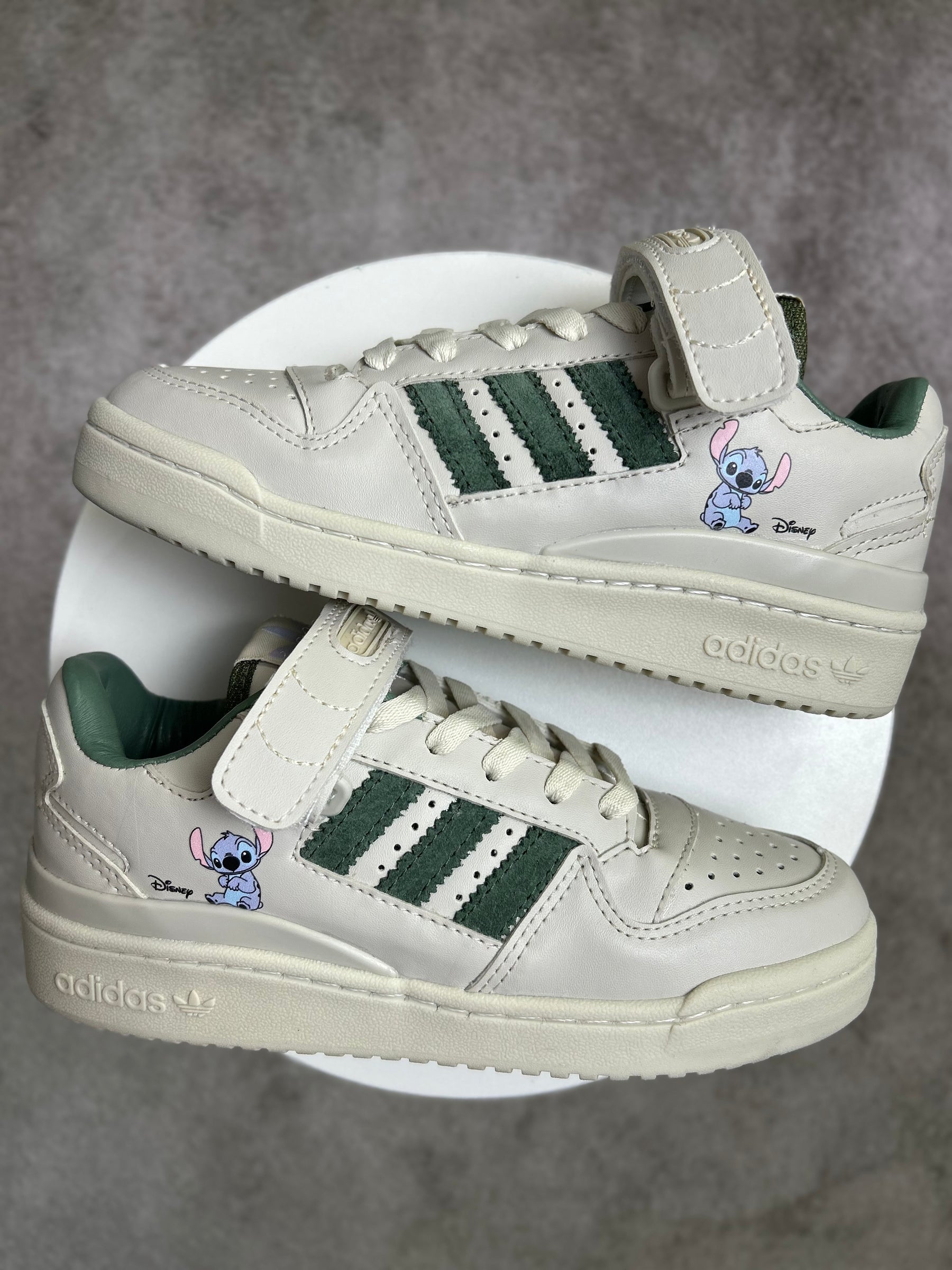 Tênis Fórum - Stitch