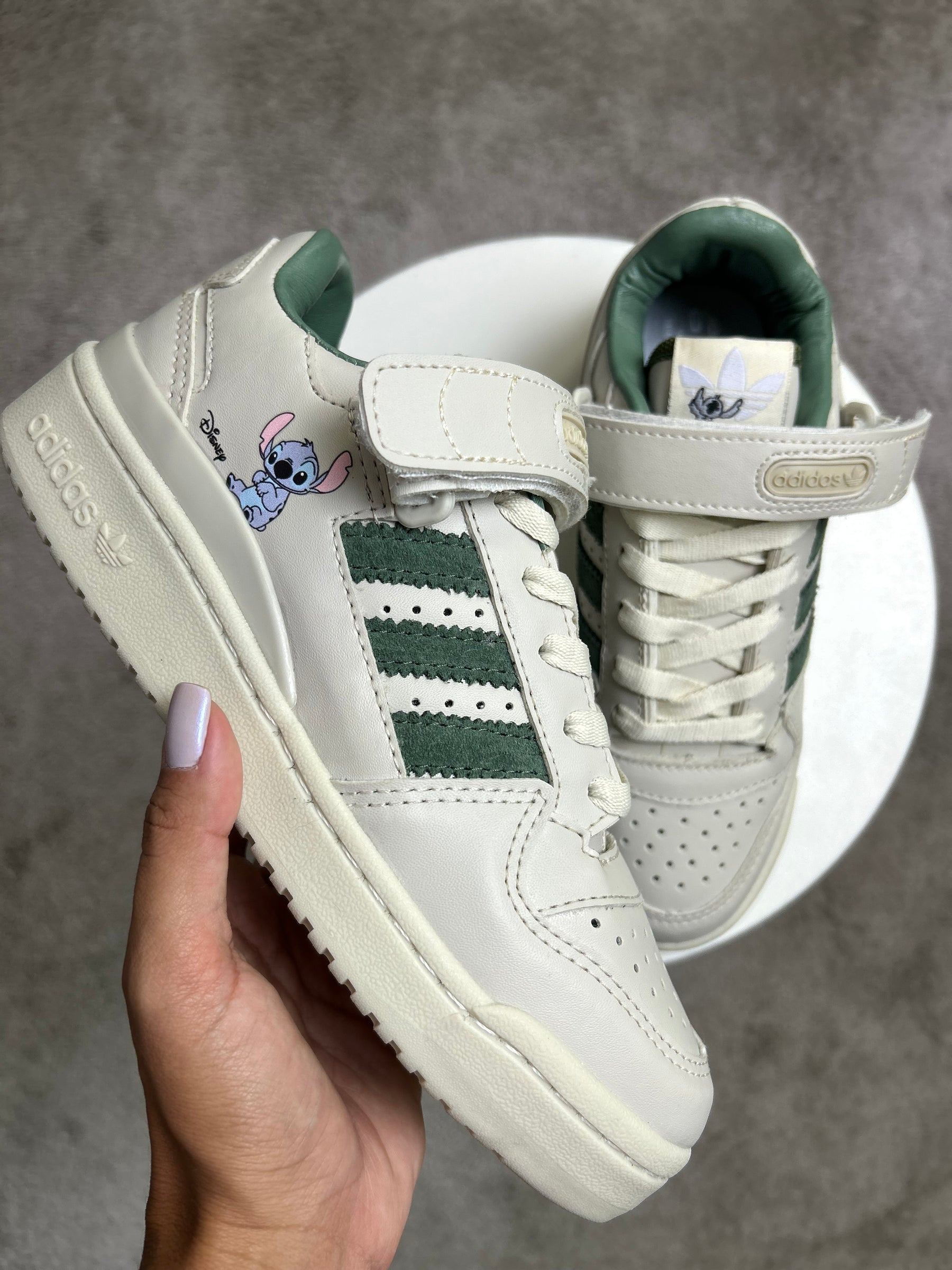 Tênis Fórum - Stitch