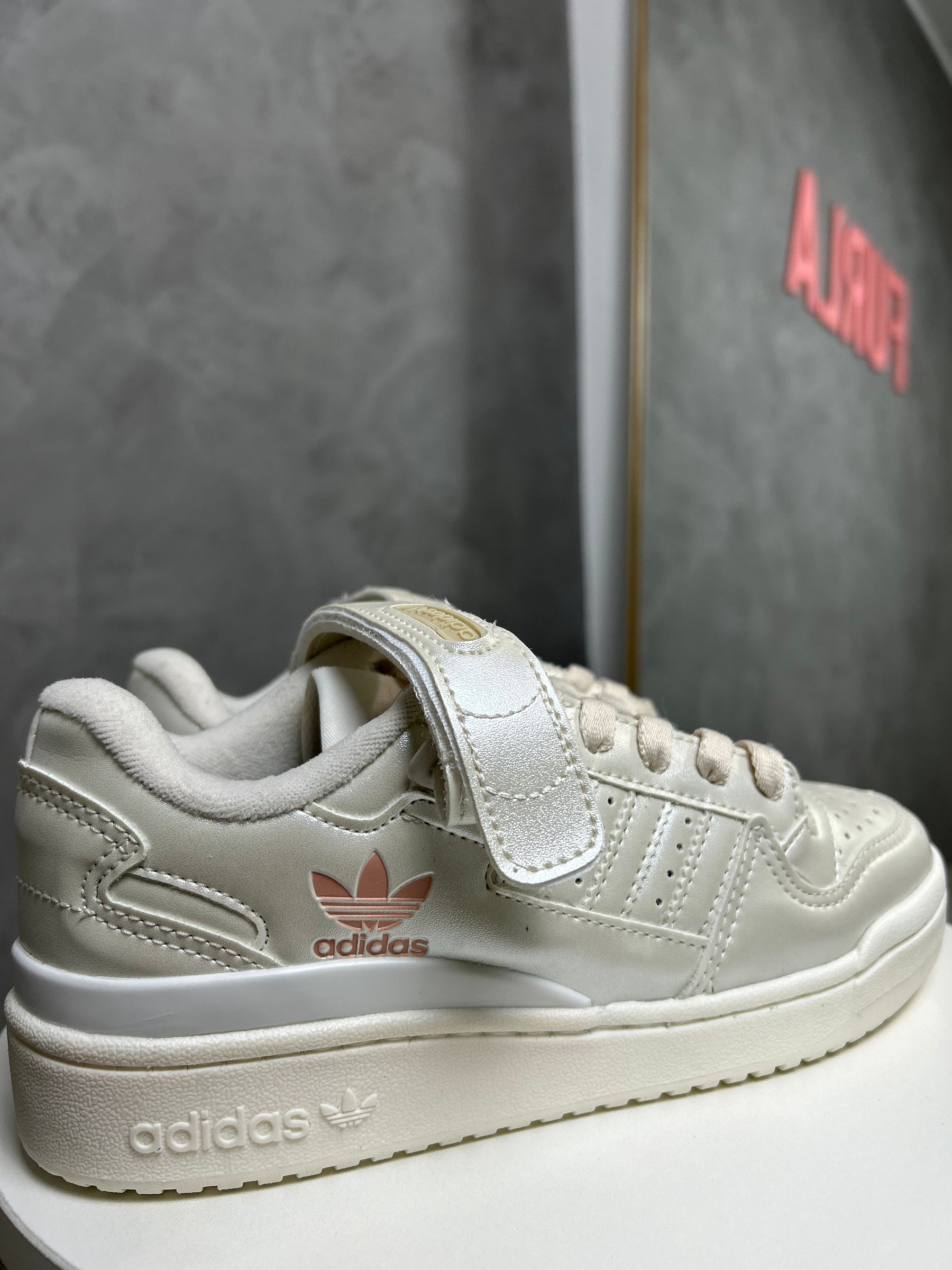 Tênis Fórum - Pérola - Couro Eco