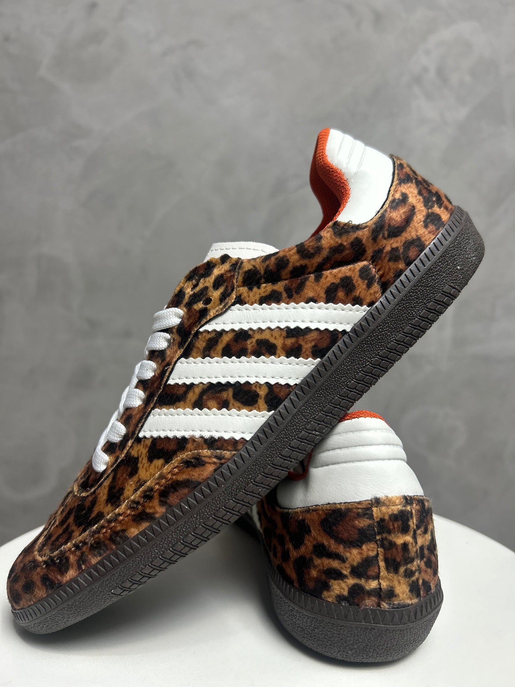 Tênis SMB - Leopardo - Couro Legítimo