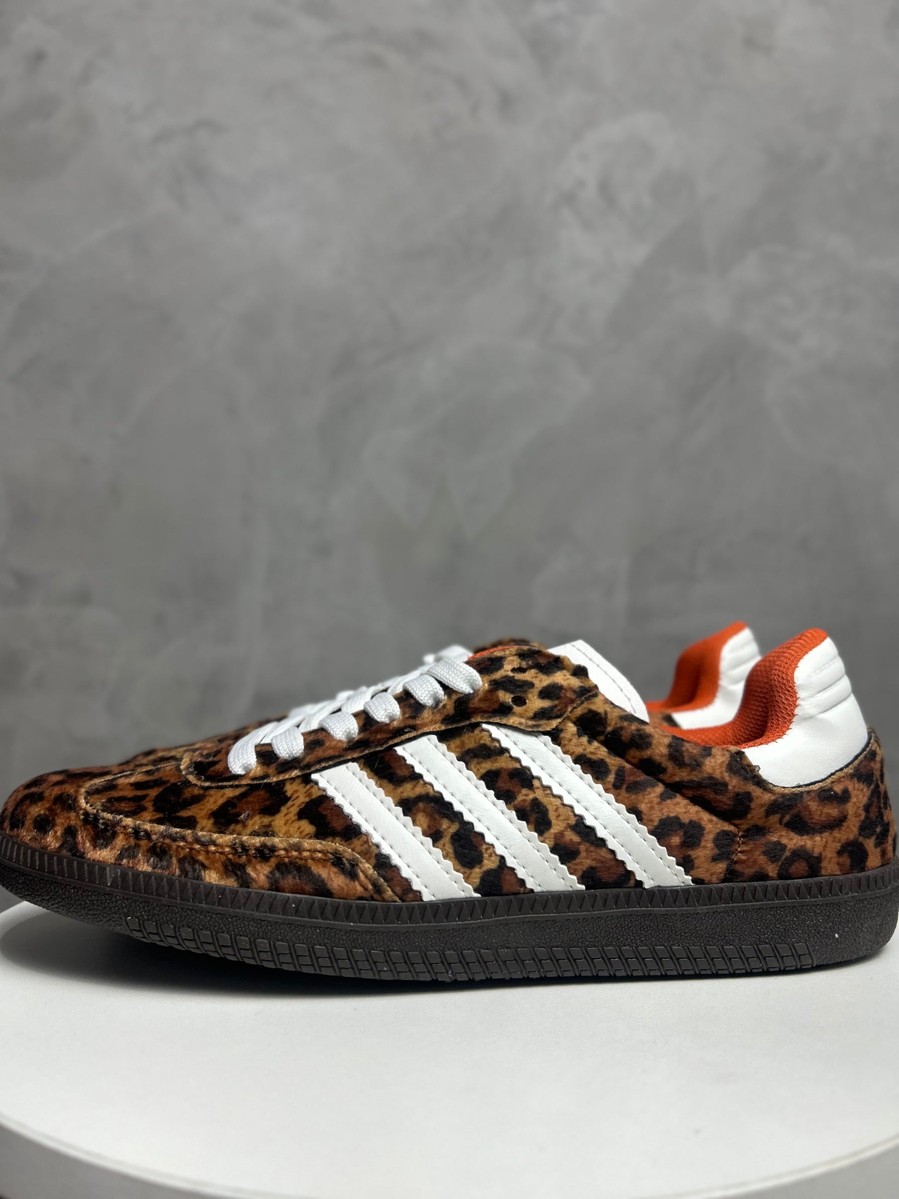 Tênis SMB - Leopardo - Couro Legítimo