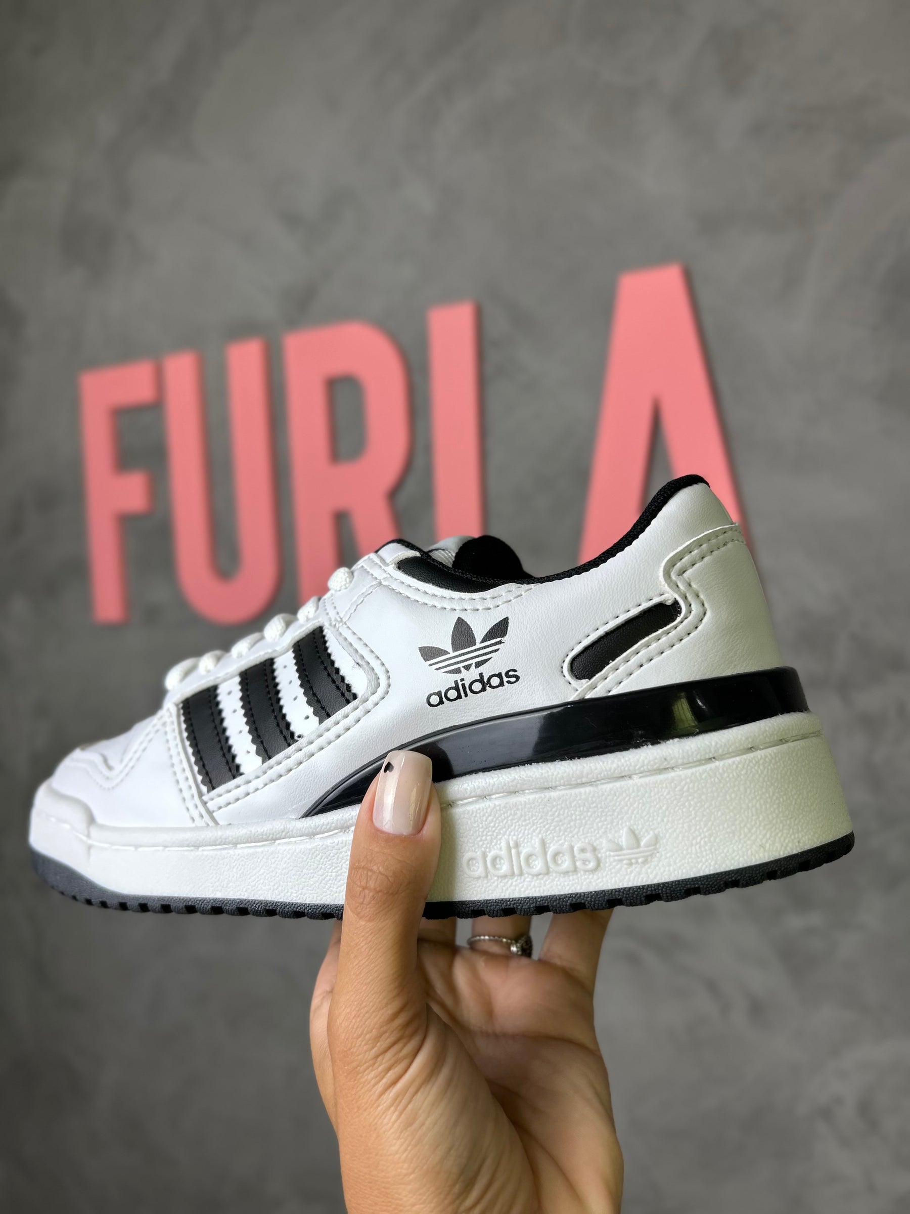 Tênis Fórum - Branco e Preto - Couro Eco