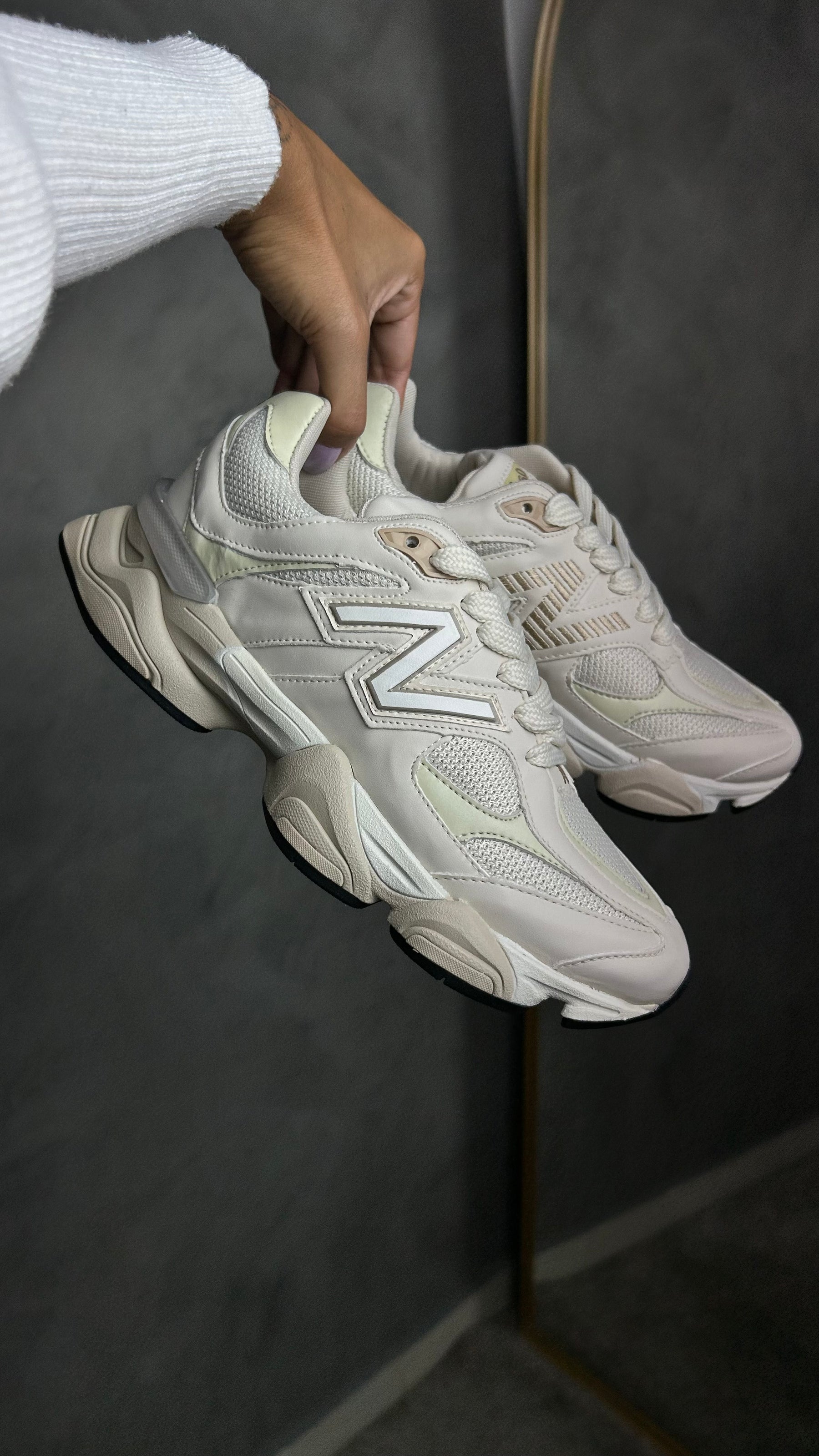 Tênis New 9060 Bege e Verde