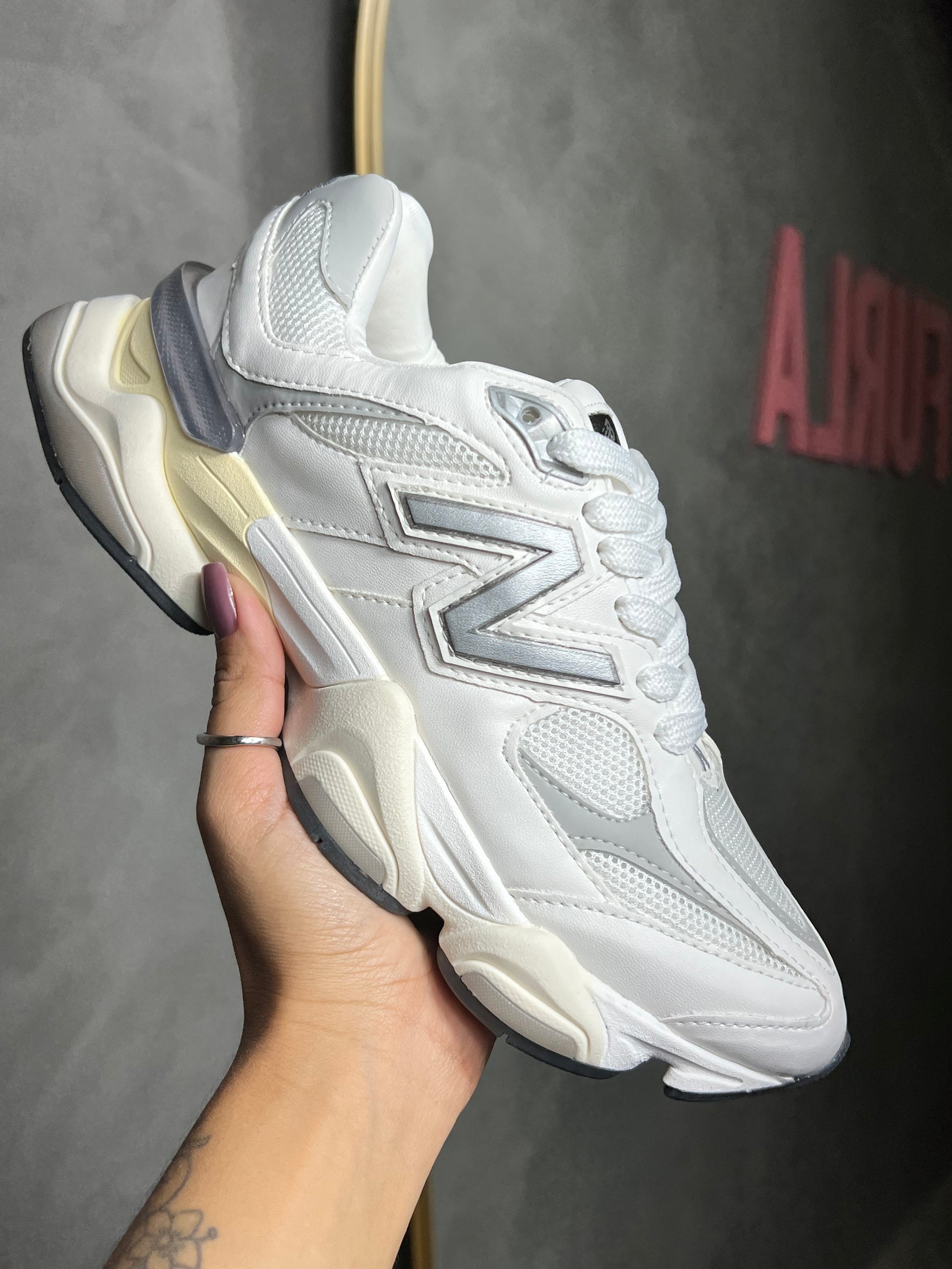 Tênis New 9060 Branco