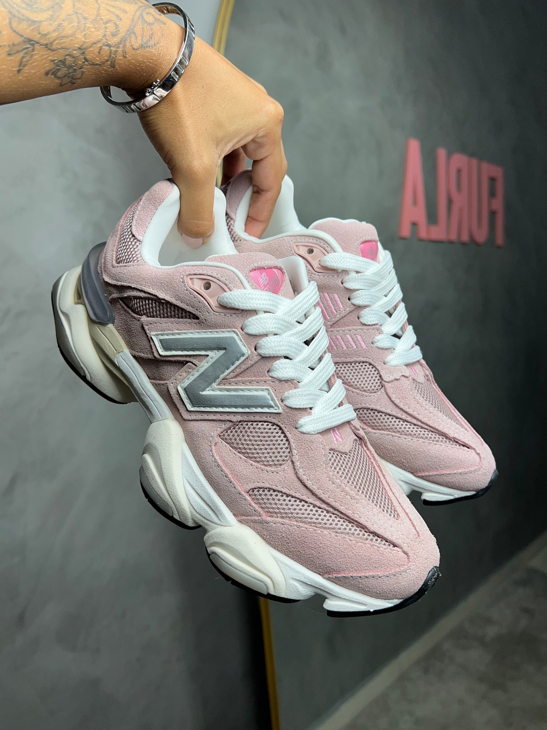 Tênis New 9060 Rosa