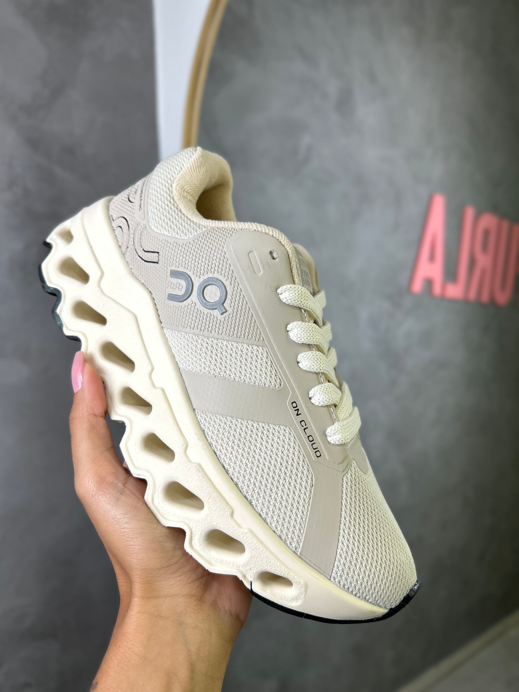 Tênis OC - Running - Off/Nude