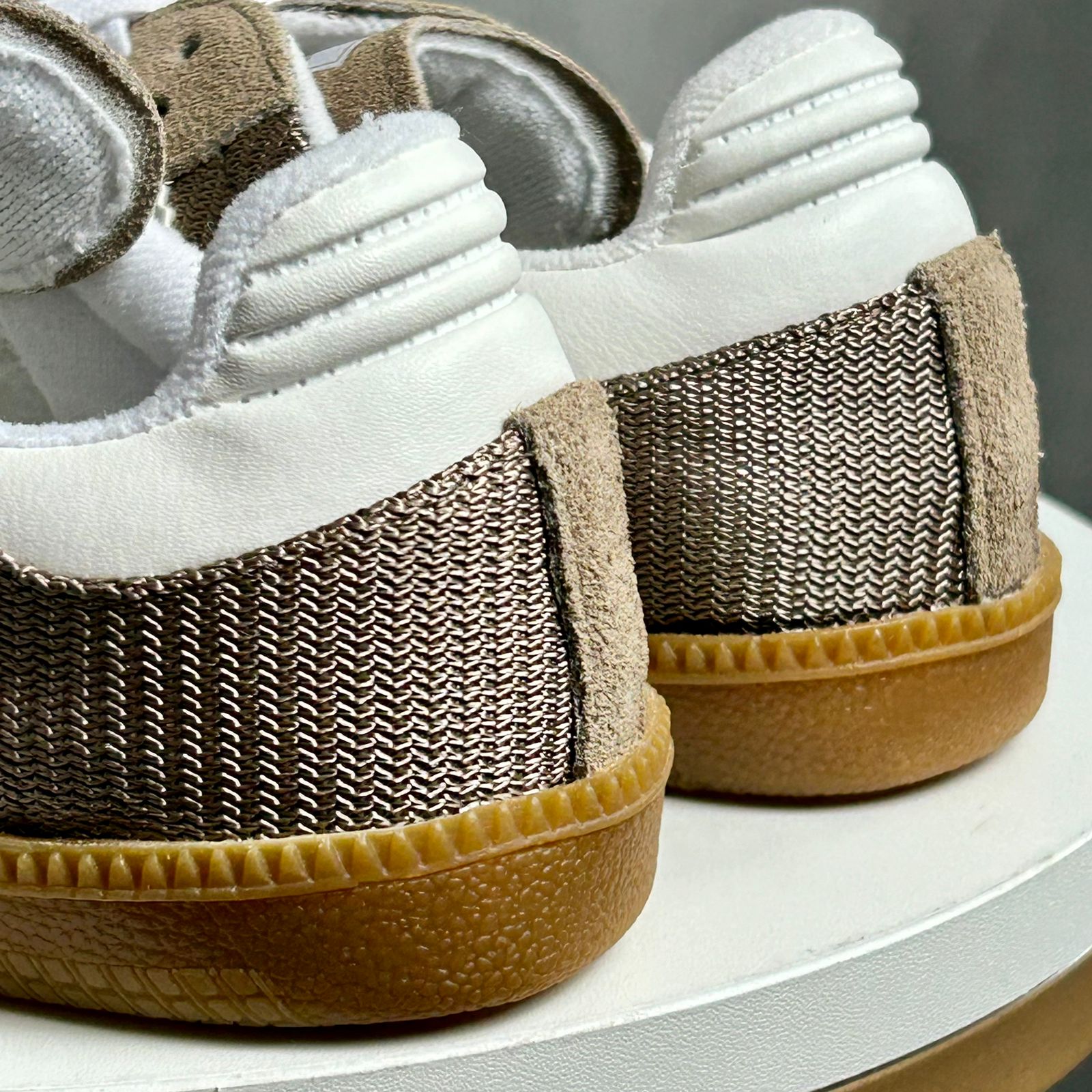 Tênis SMB - Cardboard Areia - Couro legítimo