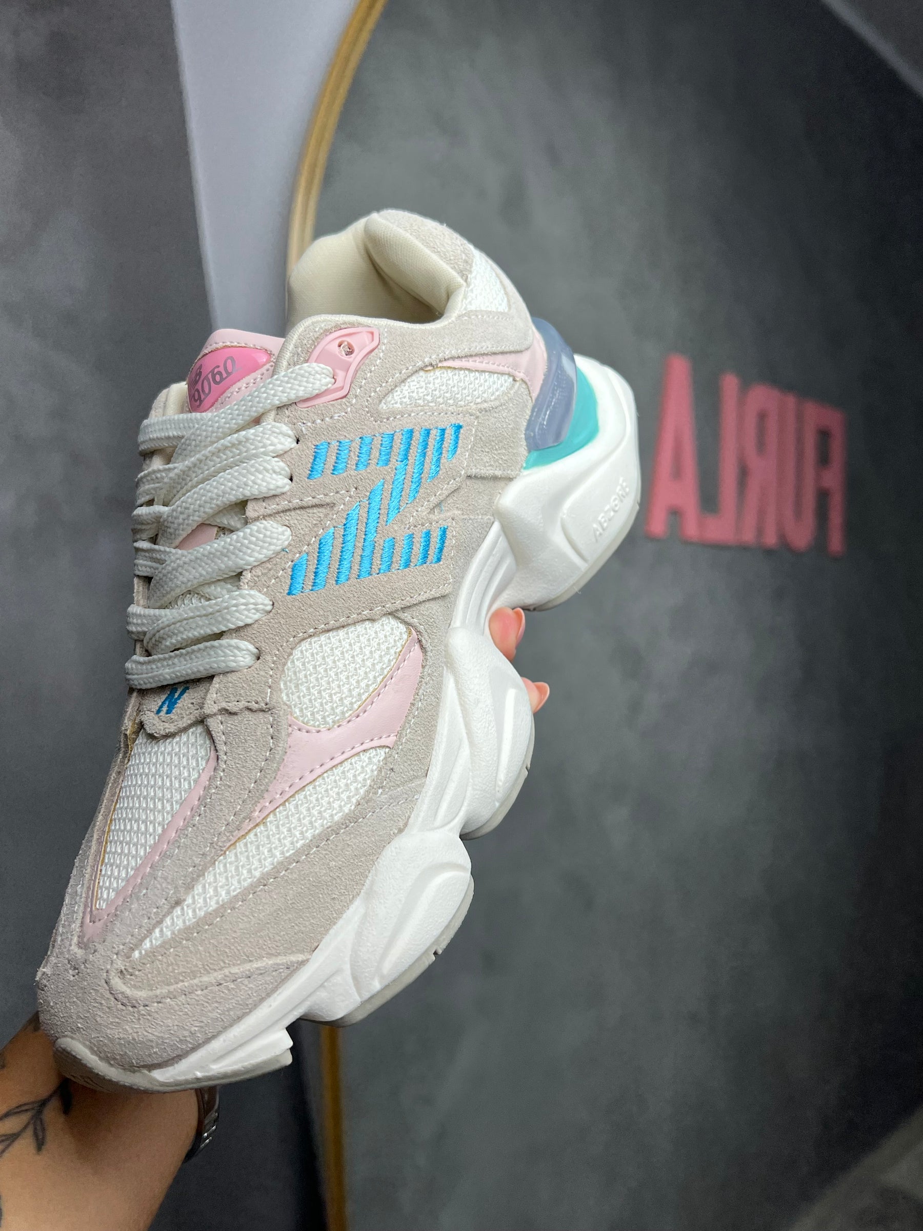 Tênis New 9060 Rose Piscine