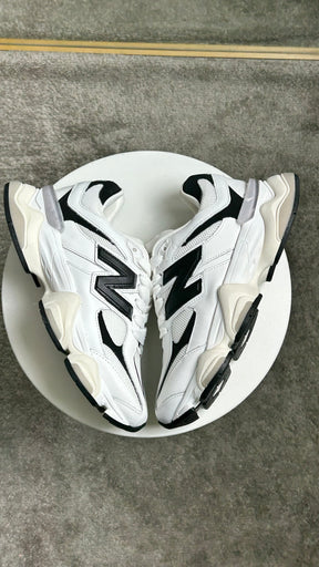 Tênis New 9060 Branco e Preto