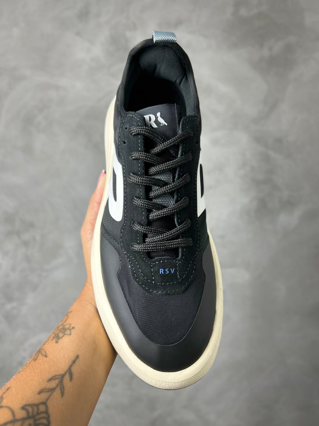 Tênis R - Neo