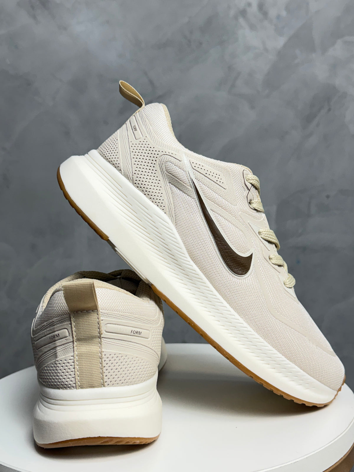 Tênis Nk Running - Bege e Café