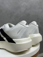 Tênis Adizero Evo - Branco e Preto