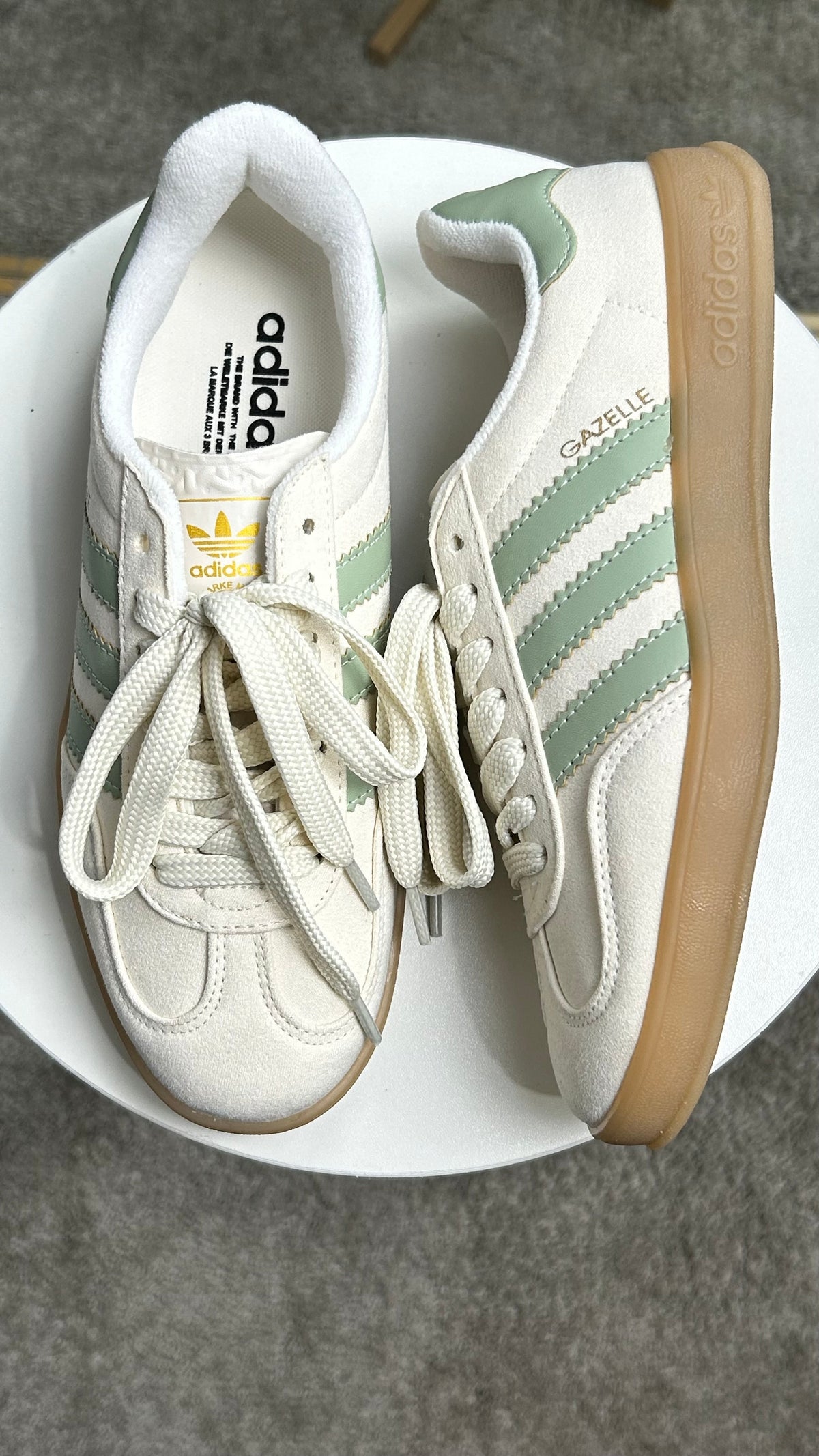 Tênis GZL - Off Verde - Couro Eco