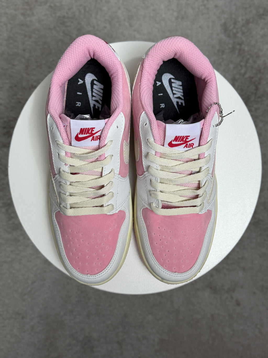 Tênis Air Travis - Creme com Rosa