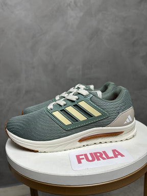 Tênis Ad UltraBounce