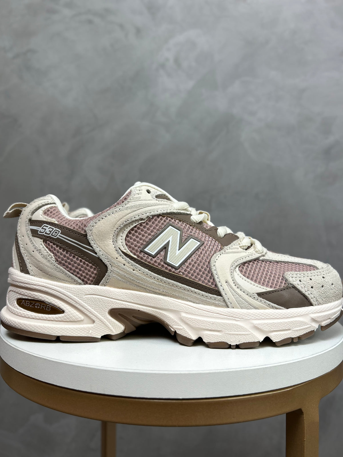 Tênis New 530 Bege/Marrom