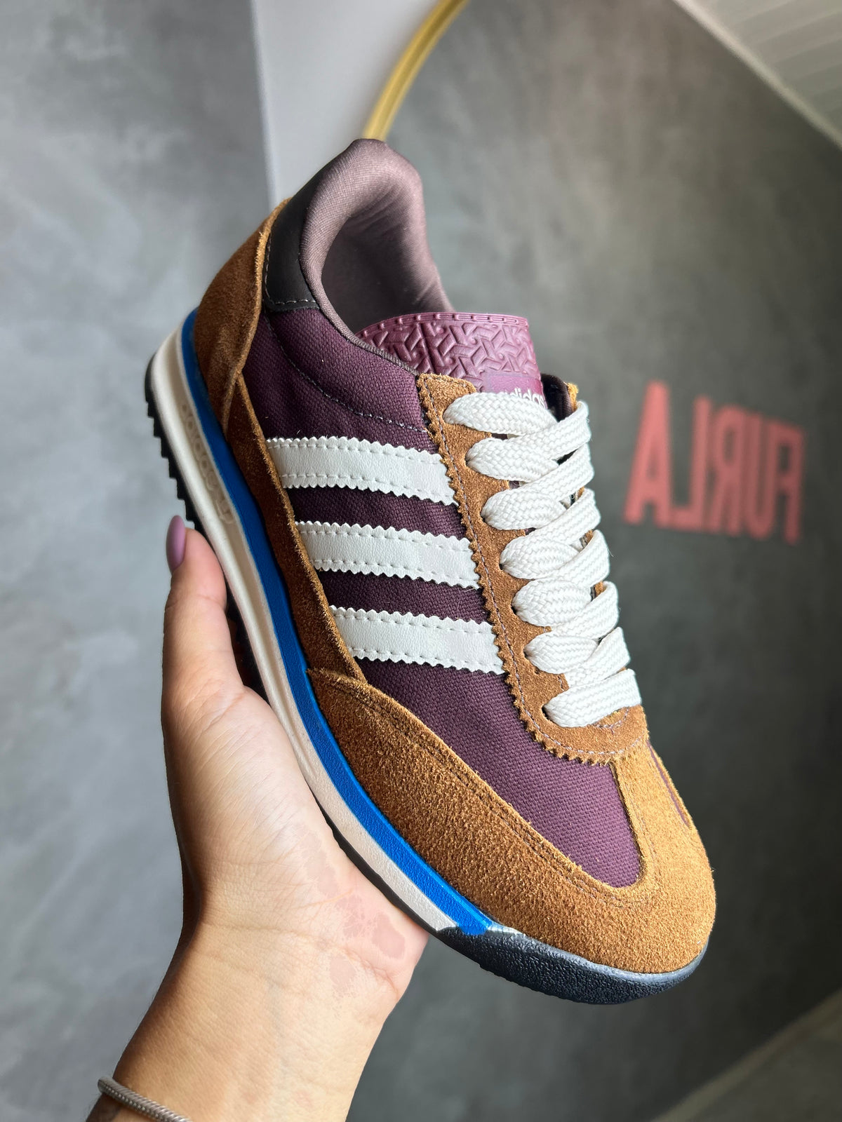 SL72 - Marrom - Couro Legítimo