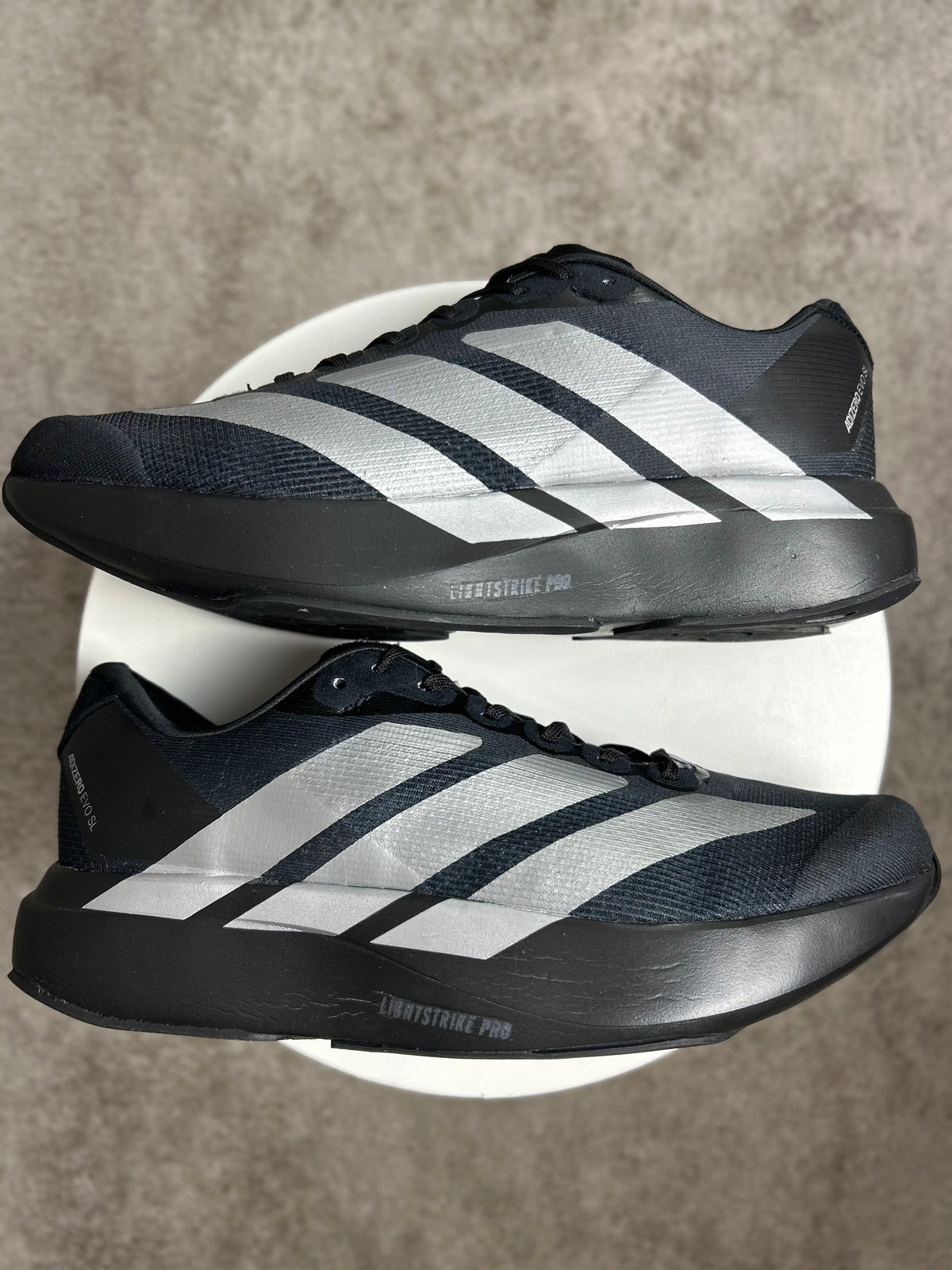 Tênis Adizero Evo - Preto e Prata