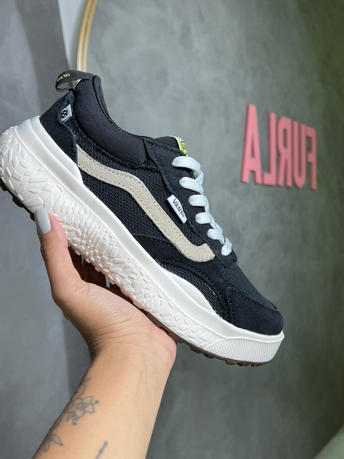 Tênis Ultrarange Neo