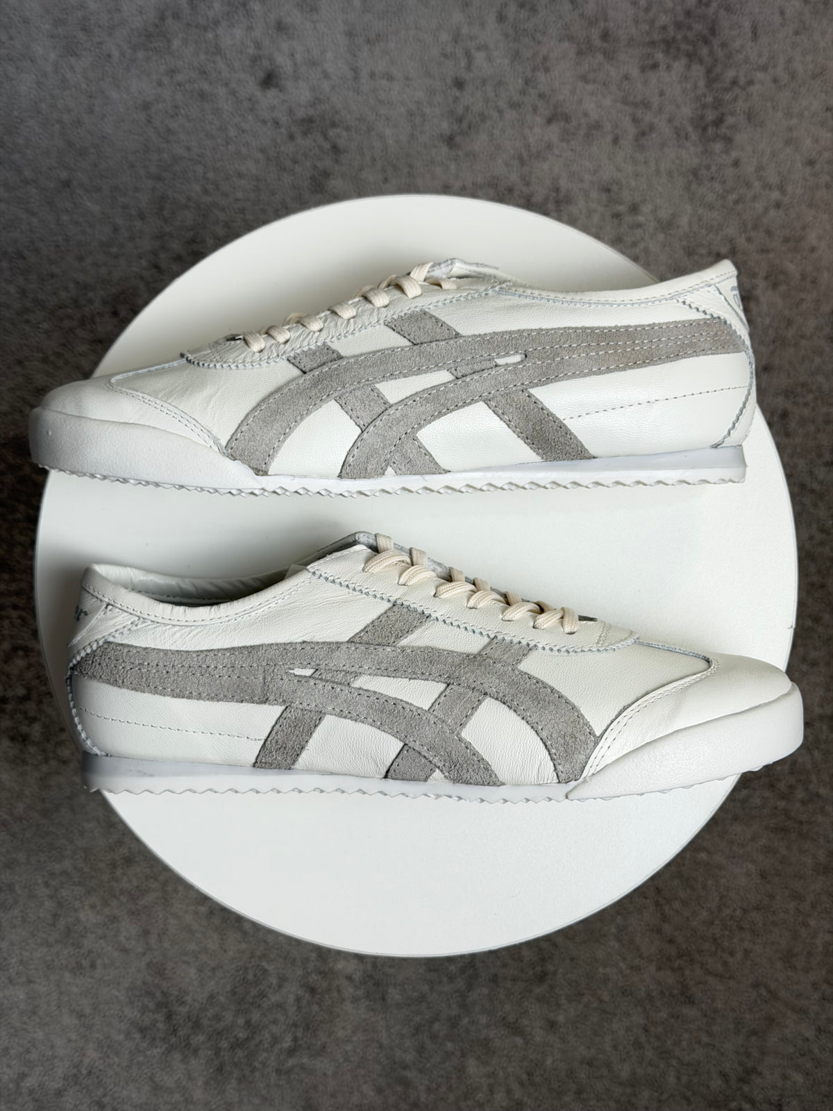 Onit Tiger - México 66 Branco e Cinza