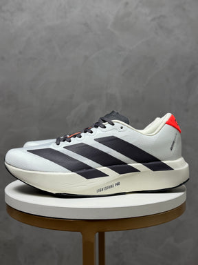 Tênis Adizero Evo - Branco/Preto/Laranja - Edição Especial