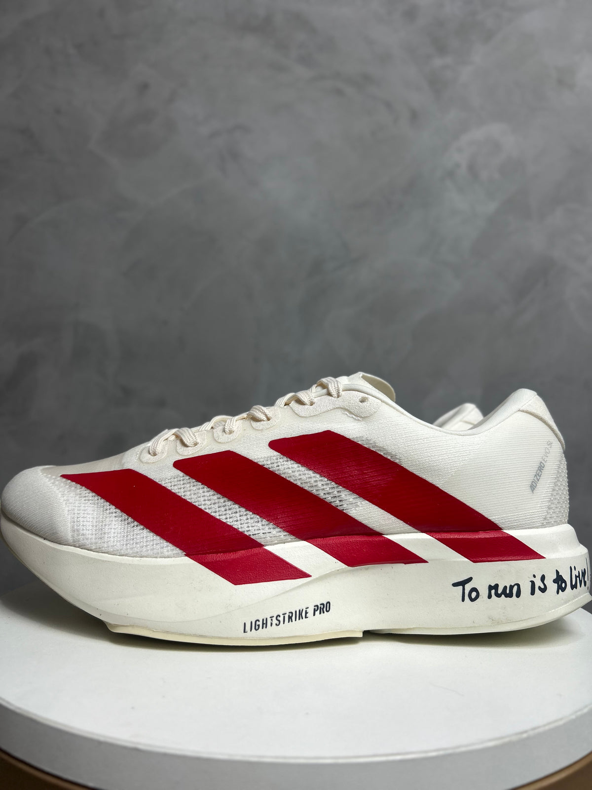 Tênis Adizero Evo - Branco e Vermelho