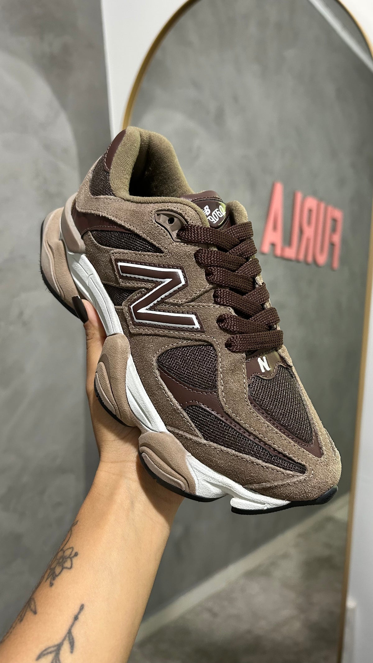 Tênis New 9060 Chocolate