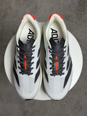 Tênis Adizero Evo - Branco/Preto/Laranja - Edição Especial
