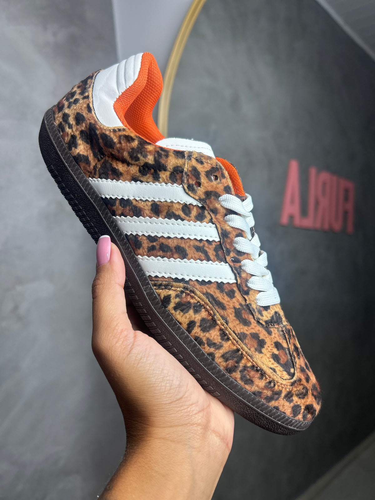 Tênis SMB - Leopardo - Couro Legítimo