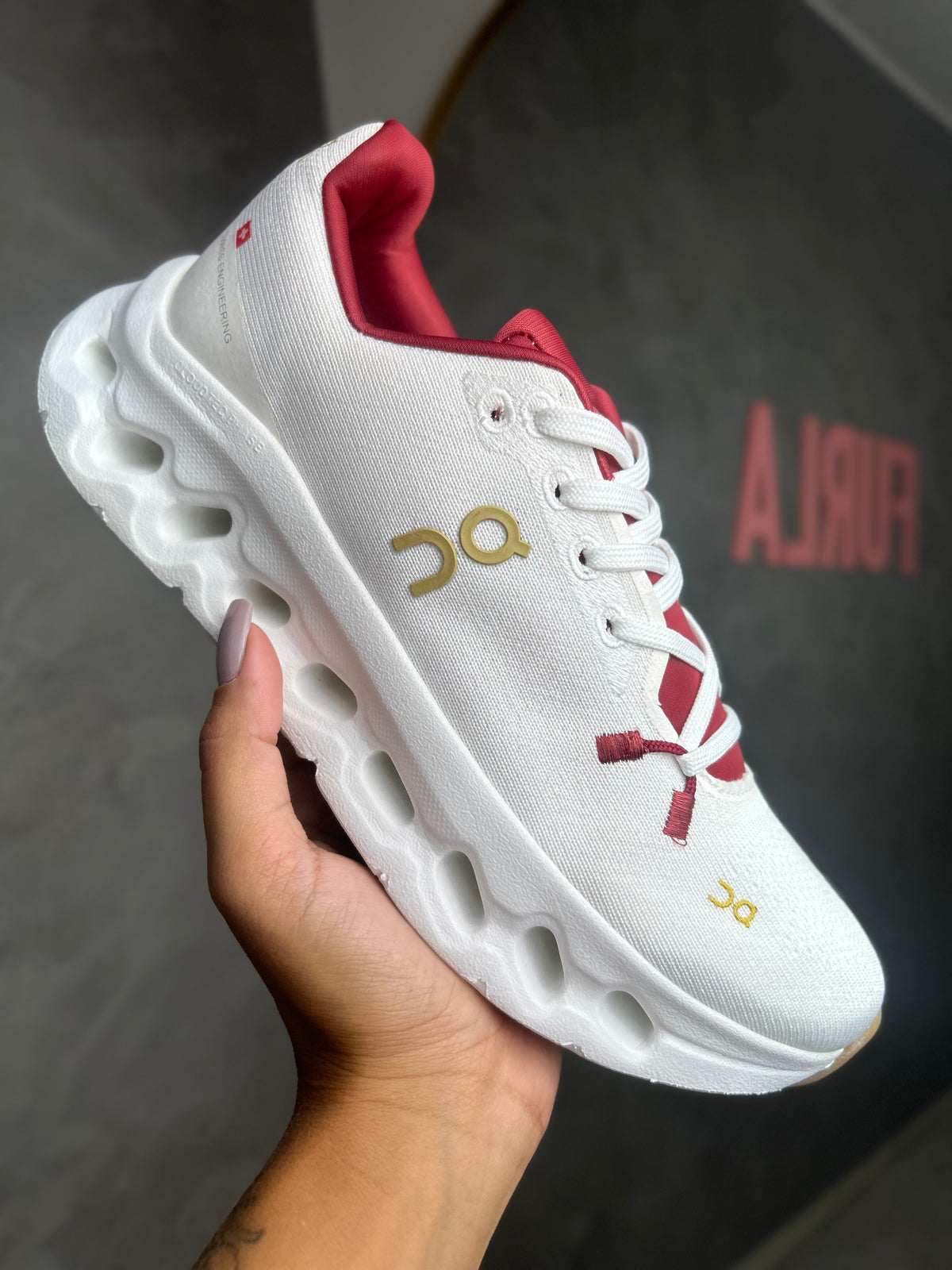 Tênis OC - CloudSMax - Branco e Vermelho