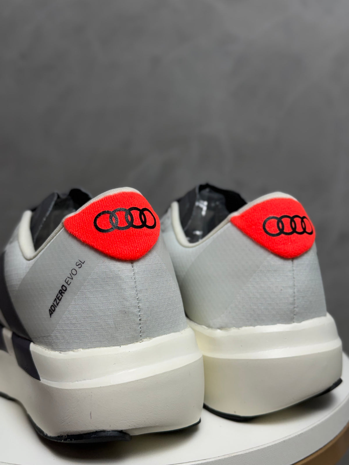 Tênis Adizero Evo - Branco/Preto/Laranja - Edição Especial