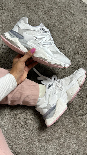 Tênis New 9060 Branco e Rosa