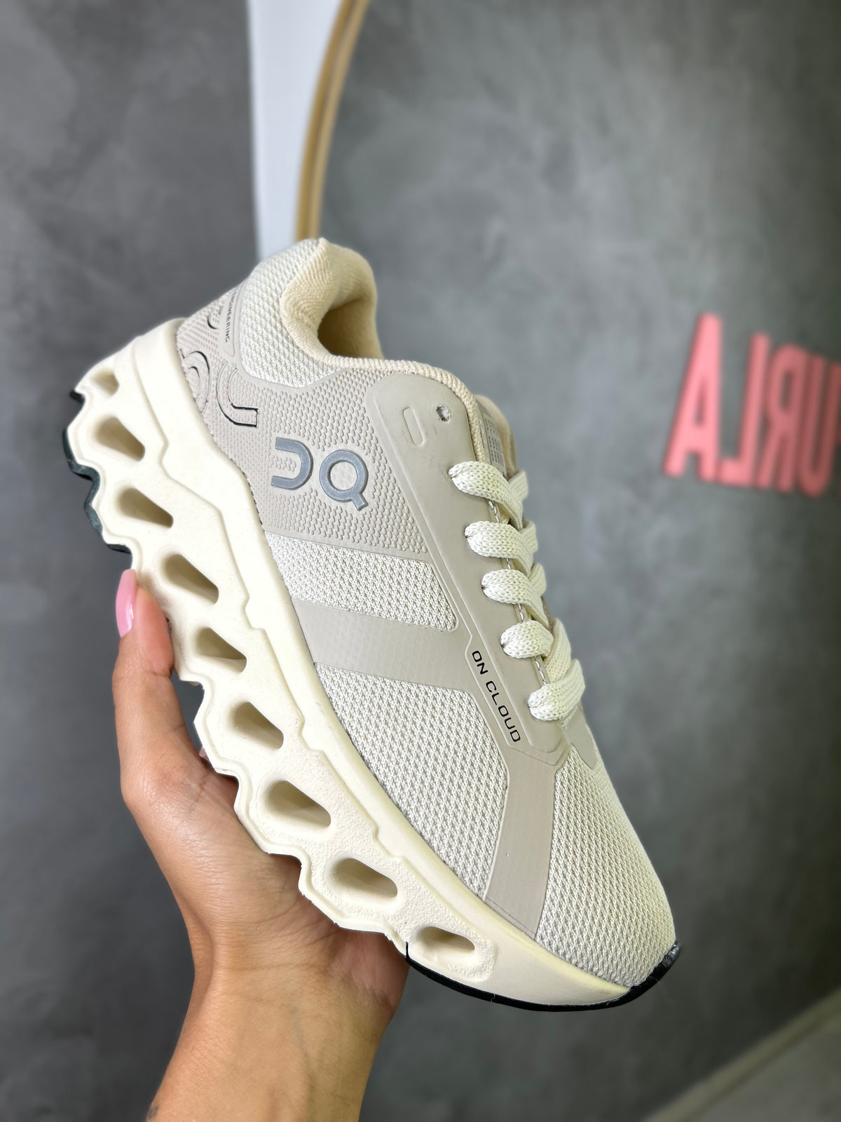 Tênis OC - Running - Off/Nude