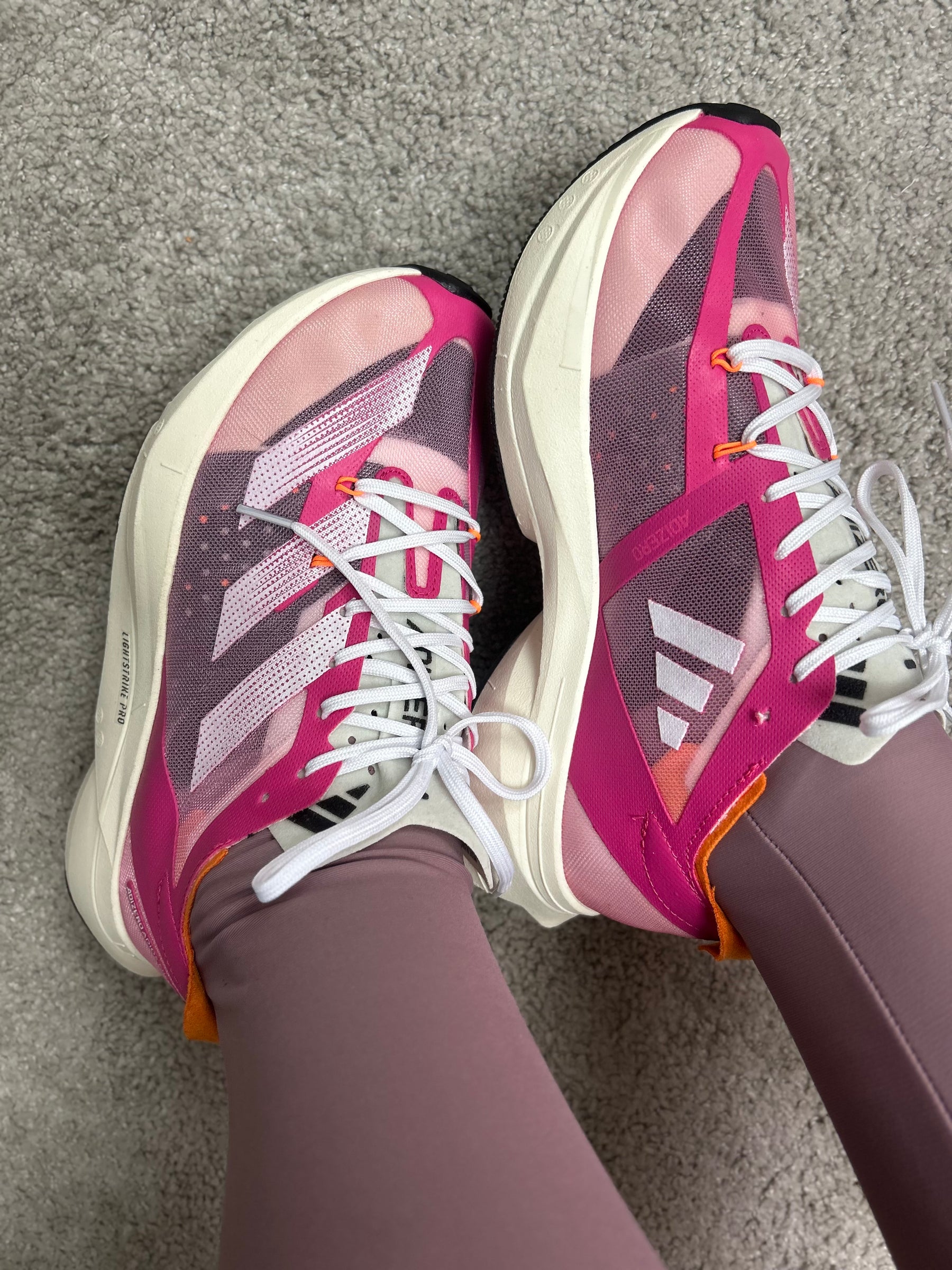 Tênis Adizero Adios- Pink e Laranja