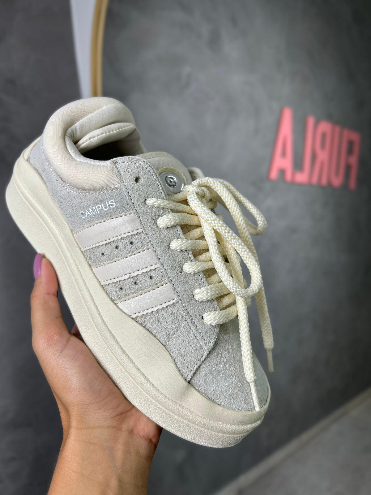 Tênis CMP Bad Bunny - Bege - Couro legítimo