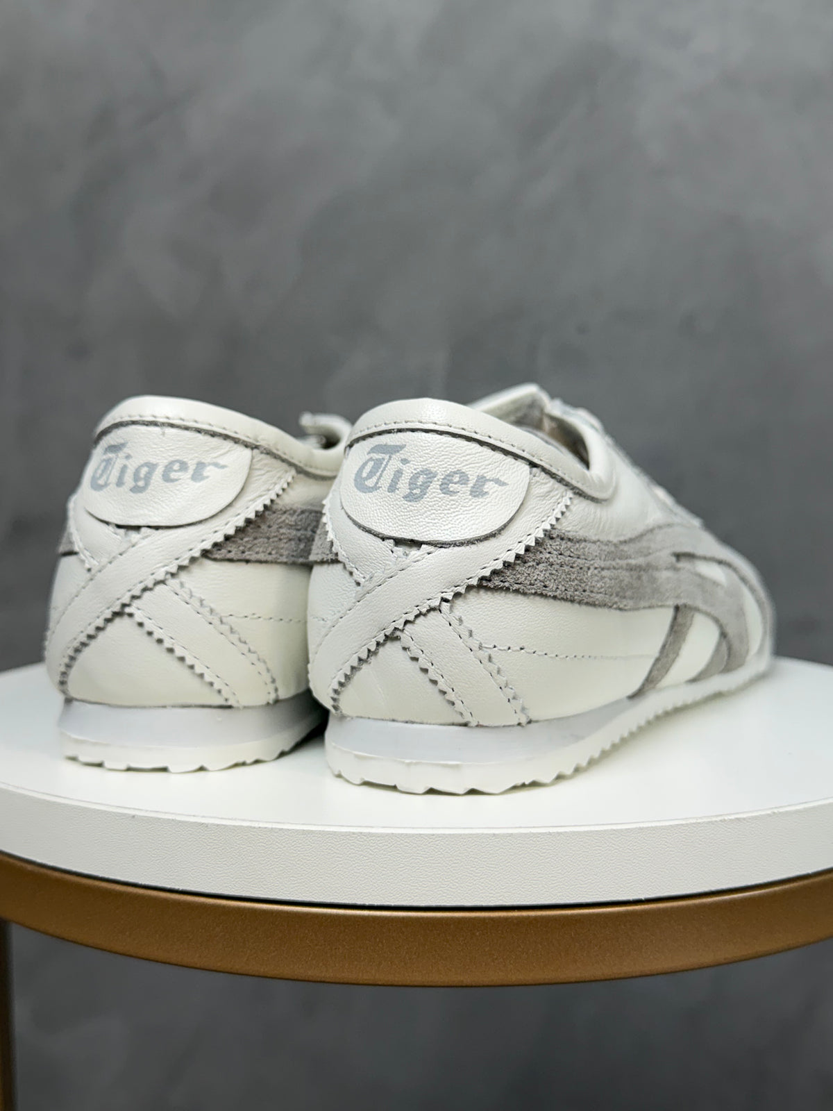 Onit Tiger - México 66 Branco e Cinza