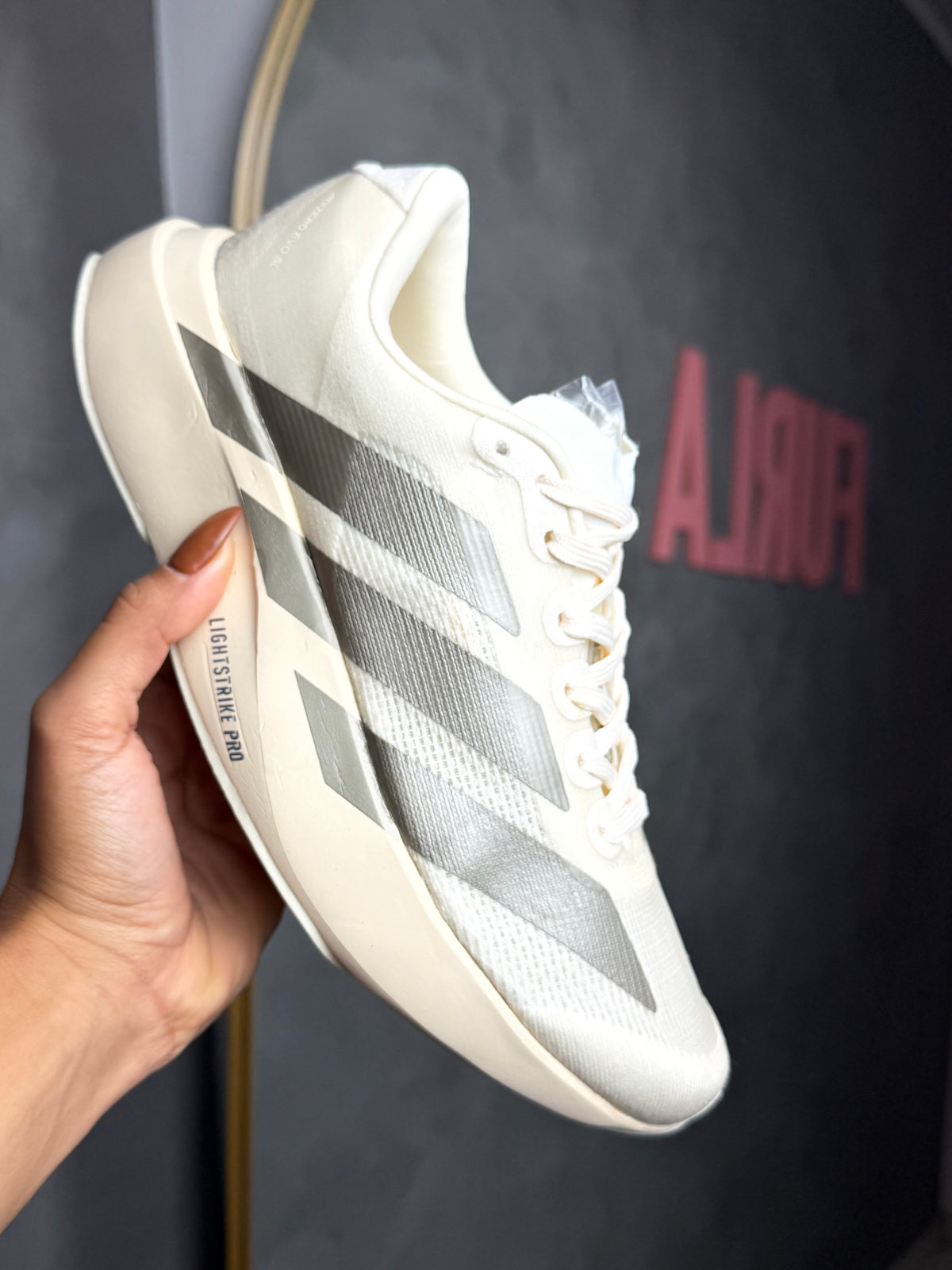 Tênis Adizero off e Prata
