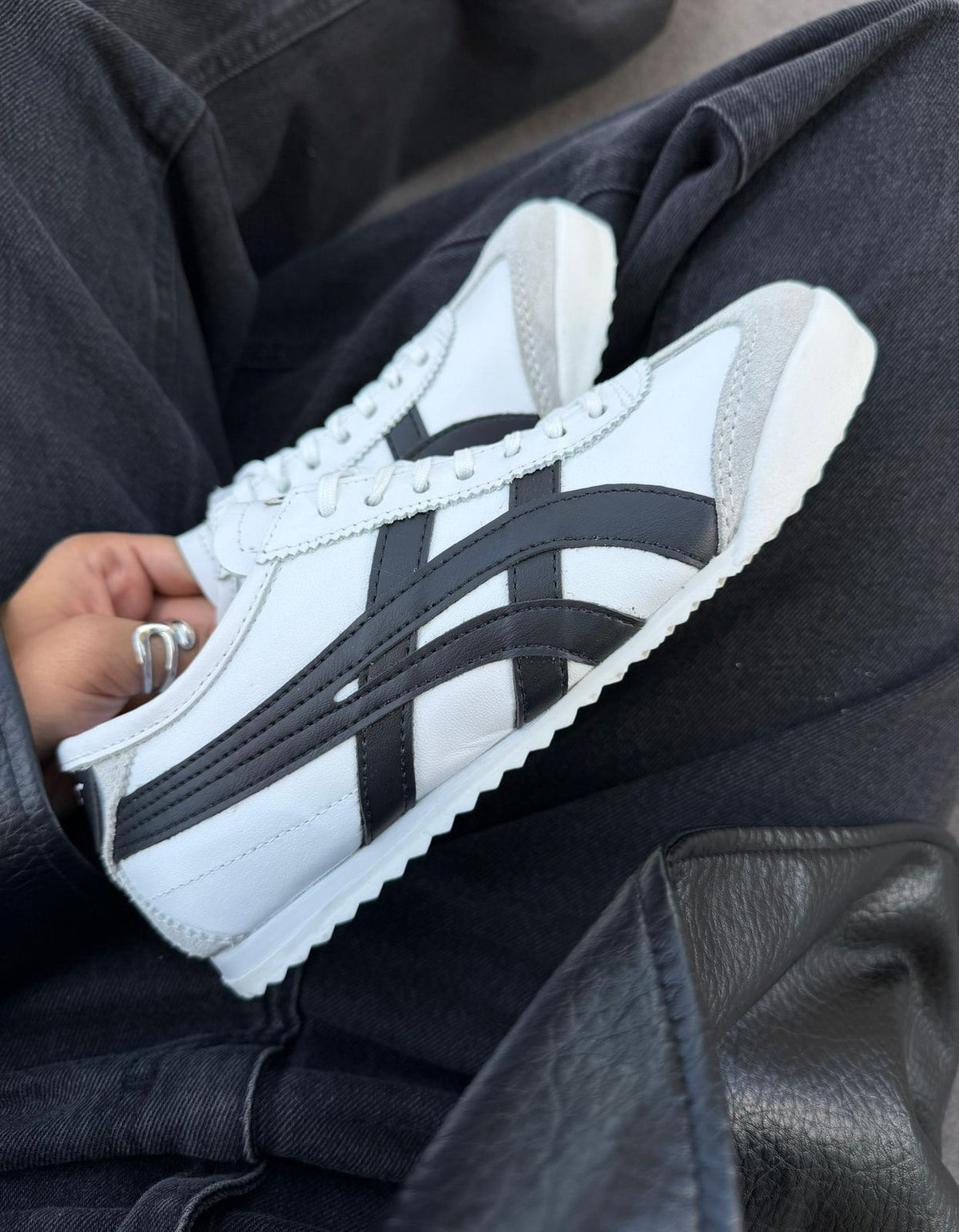 Asi Tiger - Branco e Preto