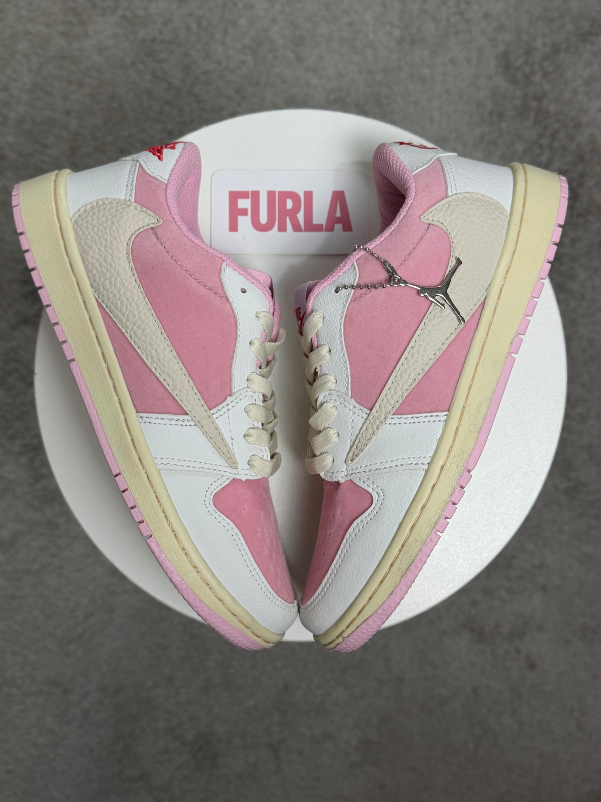 Tênis Air Travis - Creme com Rosa