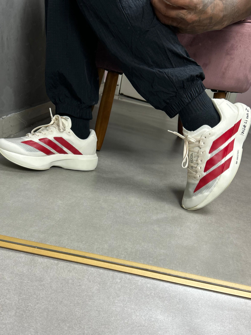 Tênis Adizero Evo - Branco e Vermelho