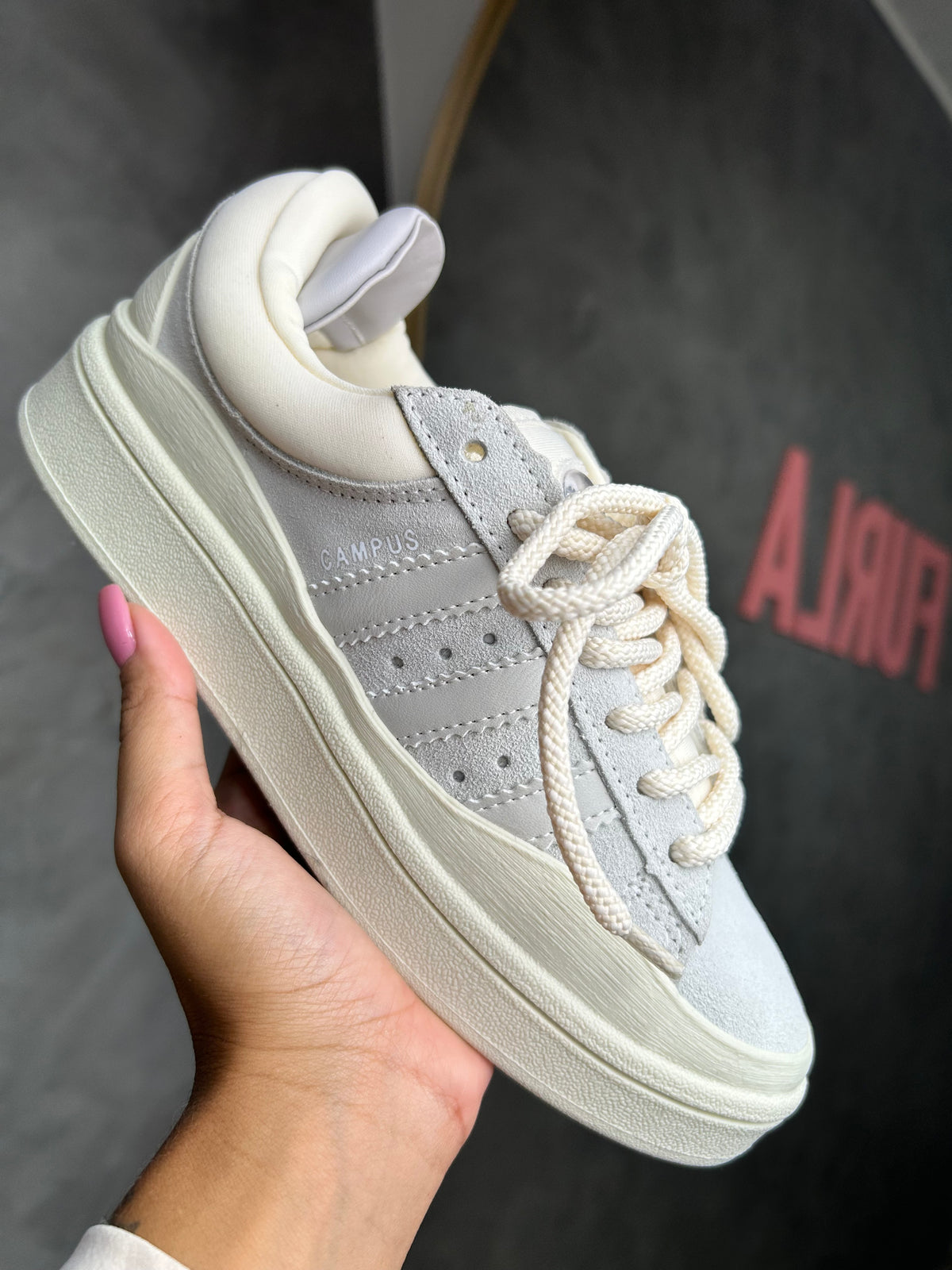 Tênis CMP Bad Bunny - Bege - Couro legítimo