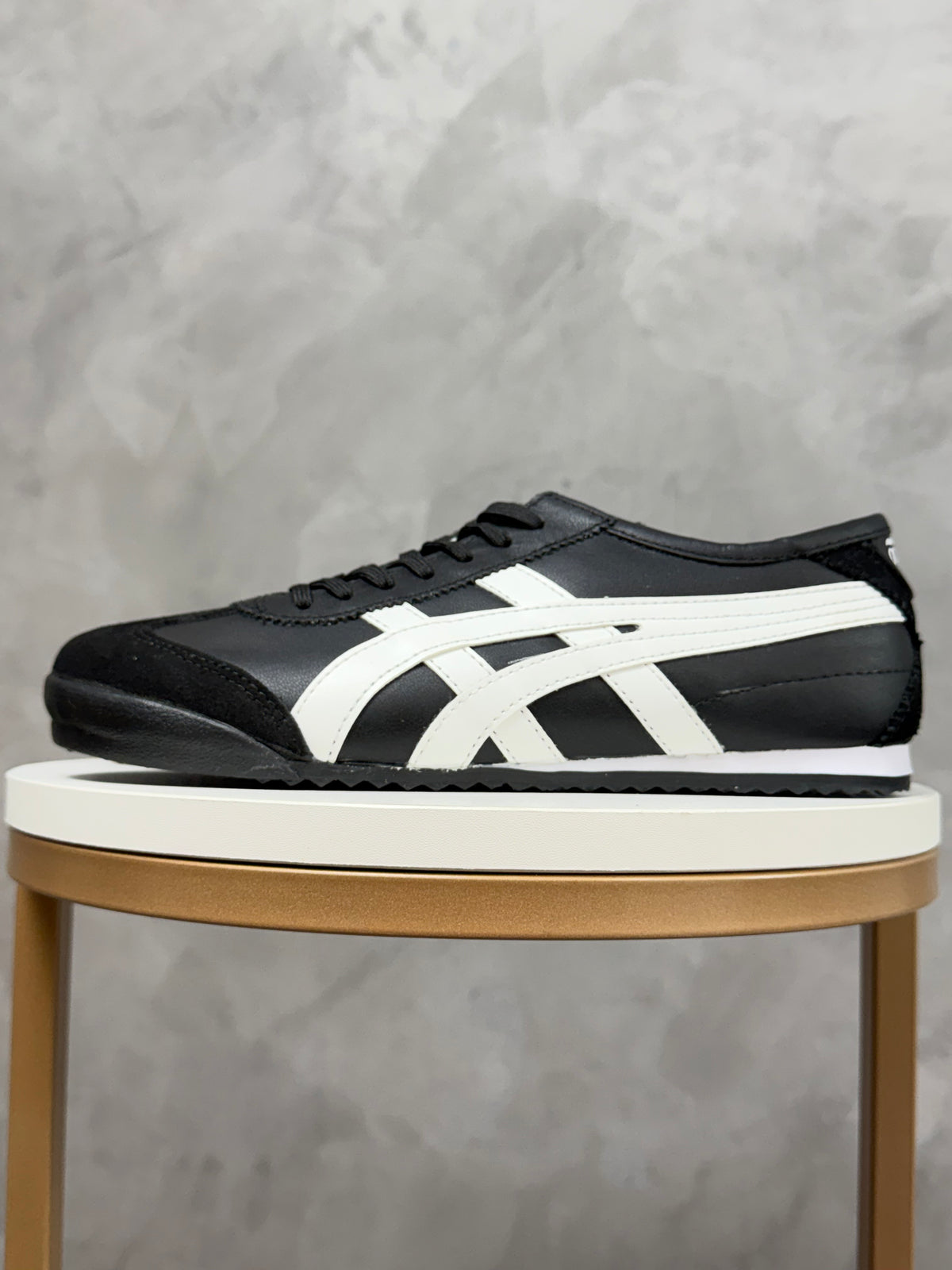 Onit Tiger - México 66 Preto e Branco