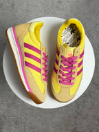 SL72 - Yellow Pink - Couro Legítimo