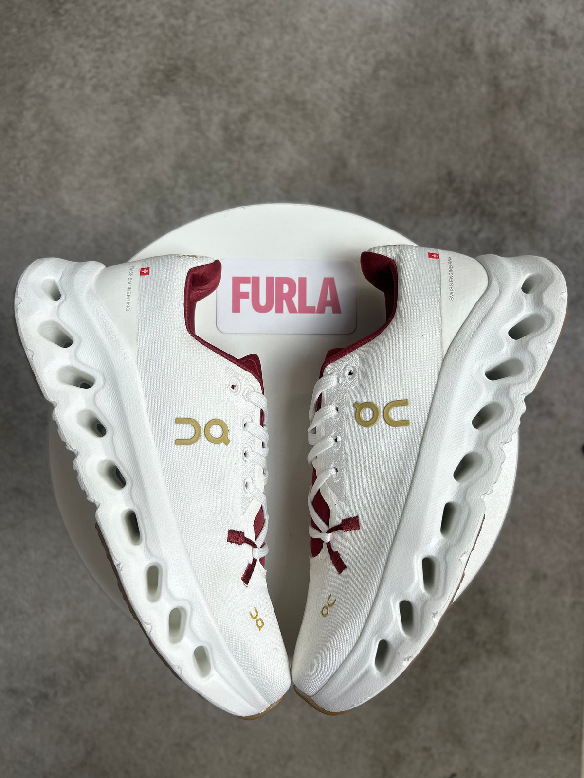 Tênis OC - CloudSMax - Branco e Vermelho