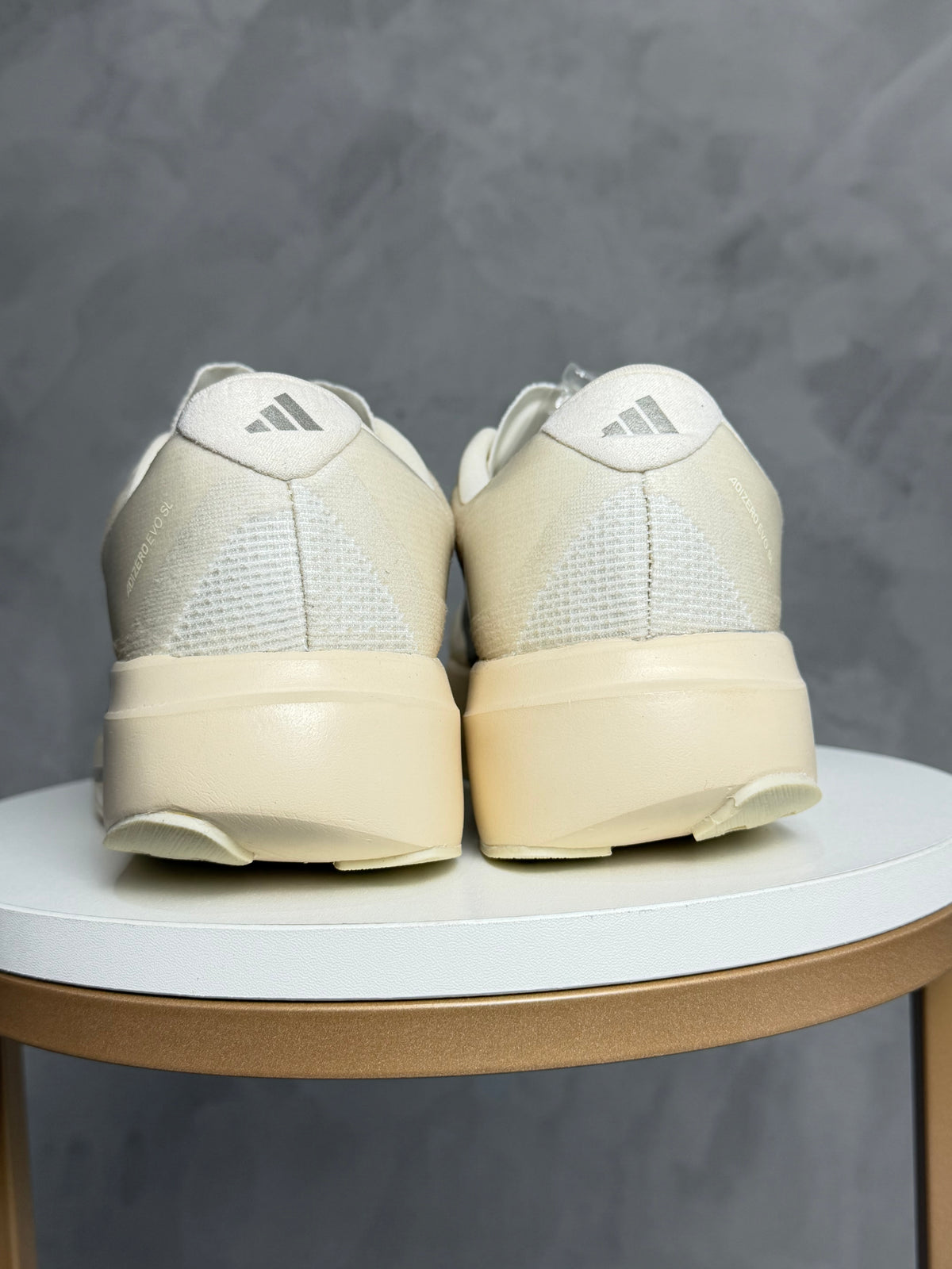 Tênis Adizero off e Prata