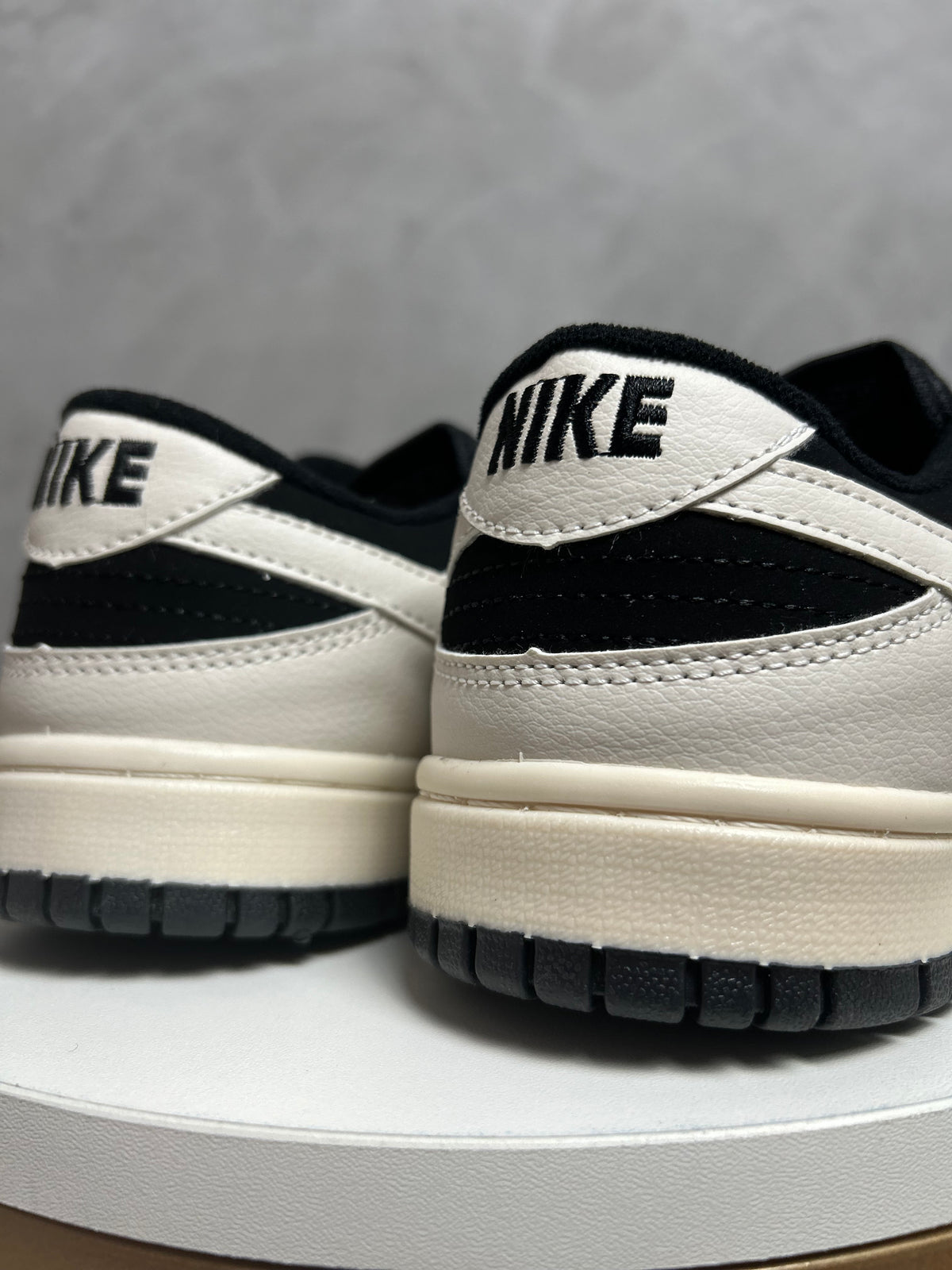 Tênis DK Off e Preto